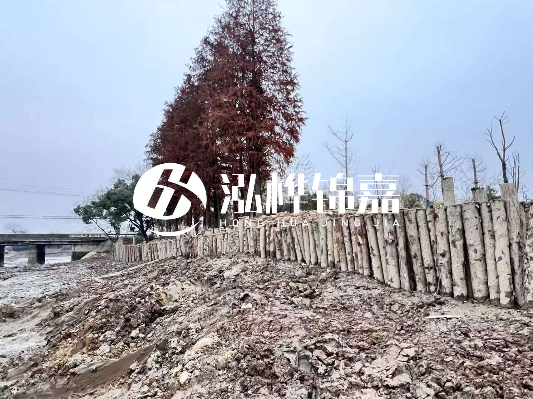 平?jīng)鐾跈C打木樁專業(yè)施工-松木樁工程量怎么計算的？