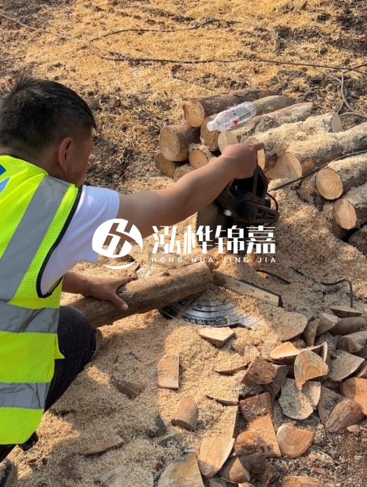 松木樁尾徑測量從哪個位置開始算？尾徑粗細(xì)不勻影響打樁質(zhì)量嗎？
